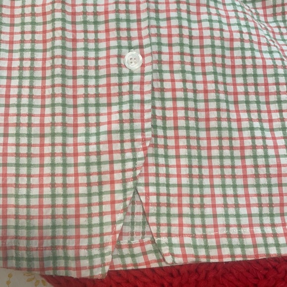 Cute boxy short sleeved button up shirt - Picture 6 of 7